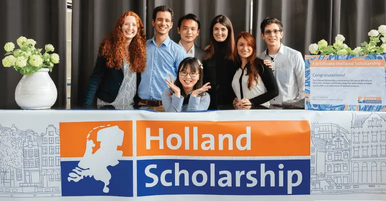 Holland Scholarship 2021-2022