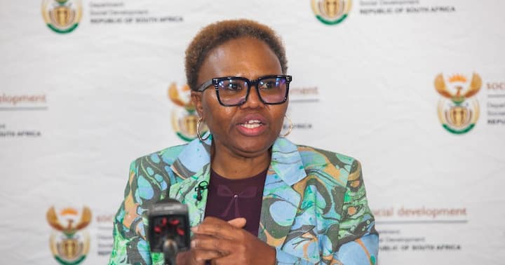Sassa Plans to Help R350 Grant Recipients to Get Jobs, Says Social Development Minister Lindiwe Zulu